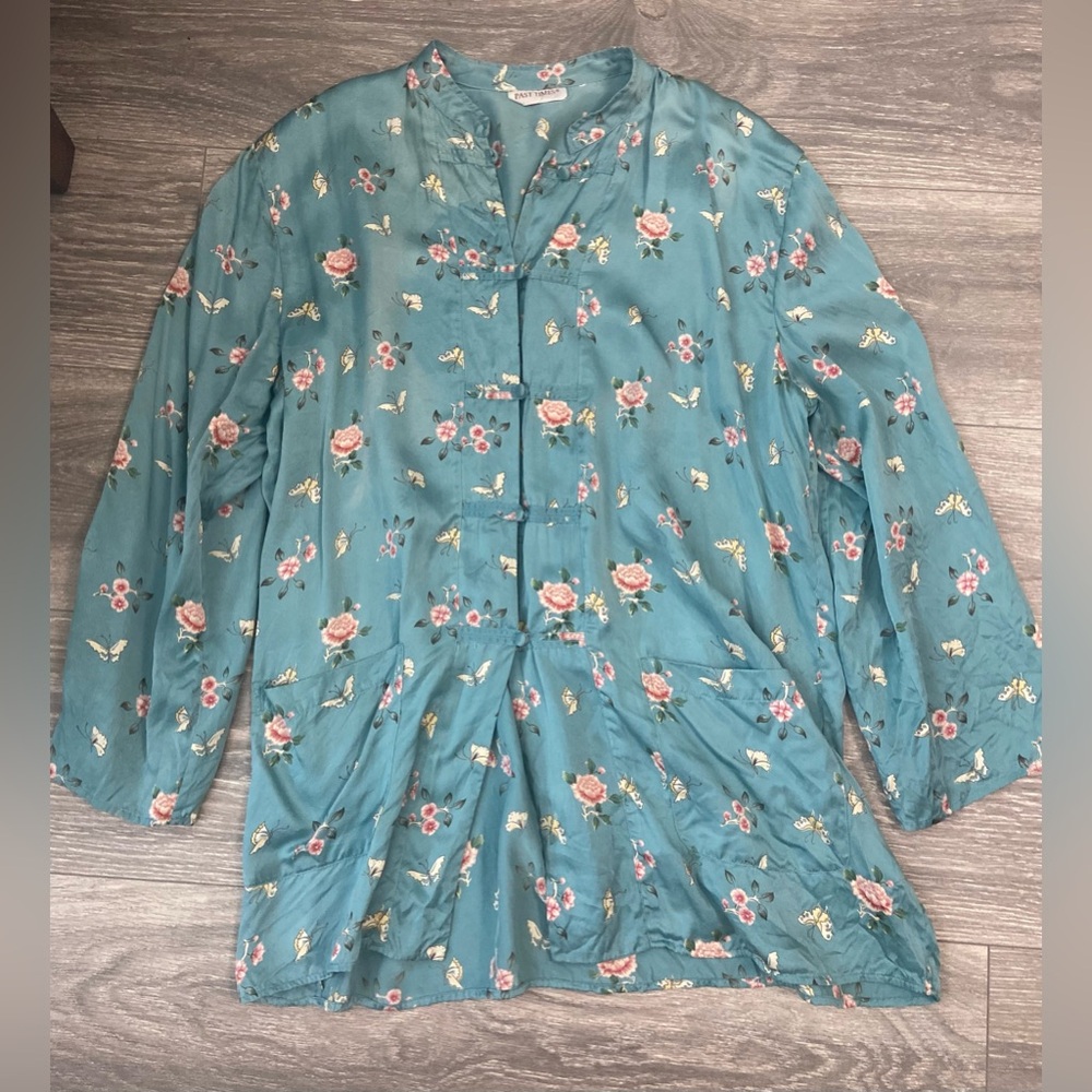 Gorgeous Silk Floral Rose Button-Up Blouse Blue & Pink Pockets Women’s Size M/L